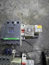 غراض اوتو للبيع كامل حمل ١٣٠٠ يتحمل قواطع عدد ٣   07718993436