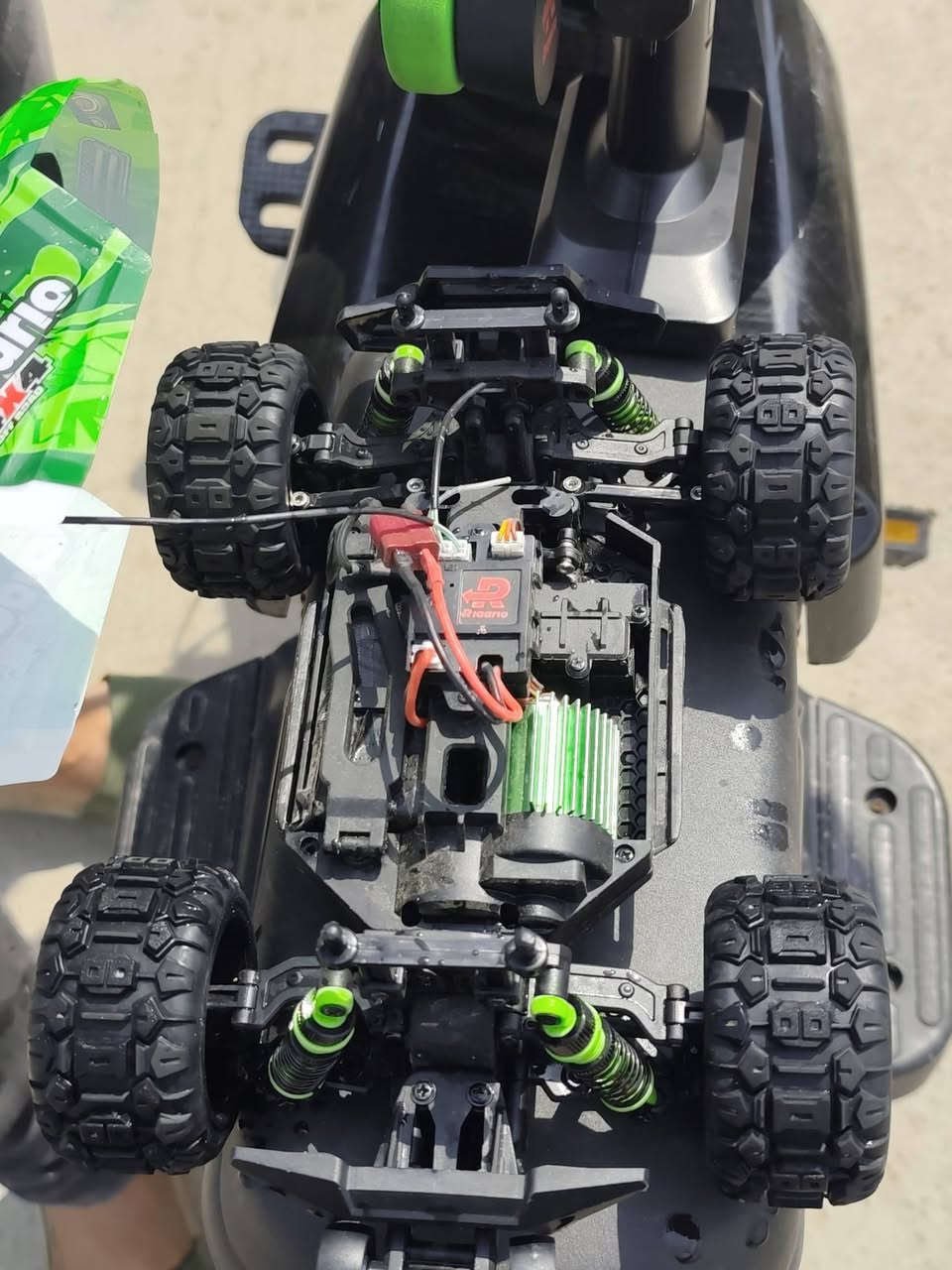 وحش للبيع نقص بس شاحنه تنباع بكل مكان 
بطاريات ليثيوم محرك برشلس دفع رباعي السياره باله اوربي مو صيني السعر 60 الف


**إذا كنت صاحب هذا الإعلان وتريد حذفه لأي سبب، رجاءا أرسل رسالة إلى الدعم الفني**