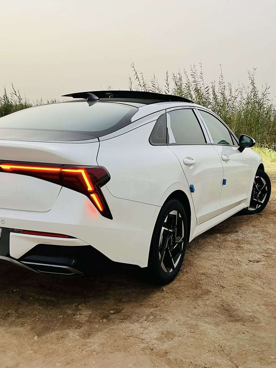 سلام عليكم السياره للبيع k5 2024(خليجي)

مرقم مثنى معوقين 

فول مواصفات 

بانوراما 

بصمه

كشن كهرباء

بنروما 

تدفئه كشنات 

5انضمه قياده

وتو هولد 

سايد بريك بصمه

حساسات امامي خلفي 

كامرات خلفيه

امري شفط

تخم تايرات جدد

السياره مابيهة اي نقص 

محرك 2500 gdi 

بانزين عادي محسن تمشي 

جامات اوتو

مثبت سرعه 

مانع انزلاق

لوحه تبريد لمس

السياره كفـاله عامه من كلشي 

السعر ٢١٧ وبيه مجال 

للاستفسار ‭٠٧٨٦ ٤٨٢ ٥٤٥٣‬ 

مكان السياره سماوه رميثه 

خاص مفتوح
