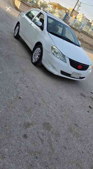 ئەم سەیارەبی وای دی بۆفرۆشتن بی عەیبە گشت گیانی تازە لەڕەسمەکەجوانترە پاکە ماڵی فەقیرە تایەی تازیە جام کارەبایە سڵایتە فولە مۆدیل 2013مەکینەوگیڕی کرۆلایە   سعری  33مەعامەلەیەکەم ژم ***********
