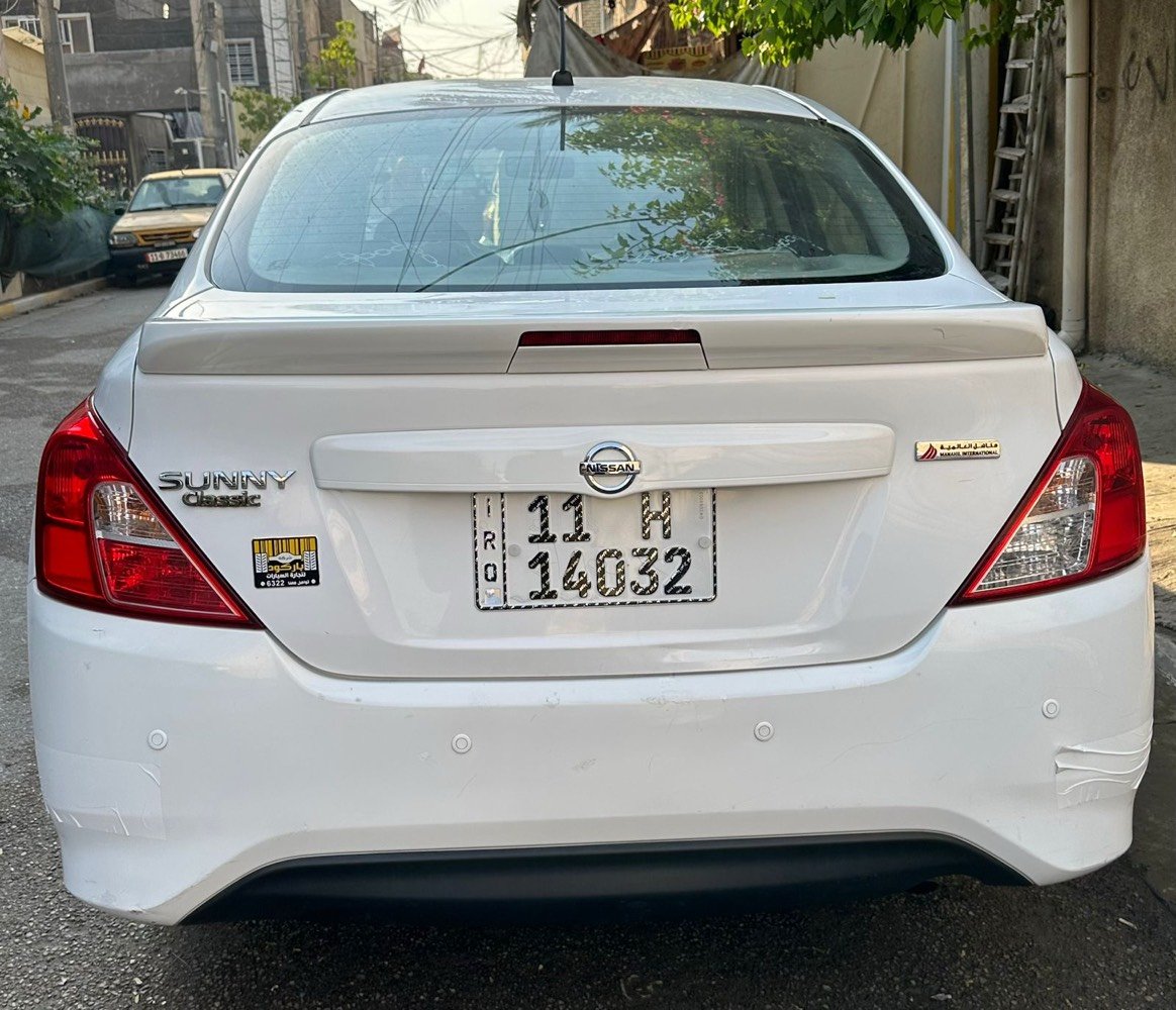 السلام عليكم نيسان سني هندي بليته زركه موديل 20رقم بغداد بااسمي تحويل ثاني يوم ثاني يوم مكفوله من الصبغ والتبديل ماعده چاملغ خلف السائق بي بارد سياره عليه ادامه كامله قبل سبوع سويته يم بلال نيسان صدر جديد تخم تاير جديد سياره ماناقصه اي شي ماشيه 72سعرها 112وبيه مجال حق الجيه ***********مكان السياره بغداد الغزاليه