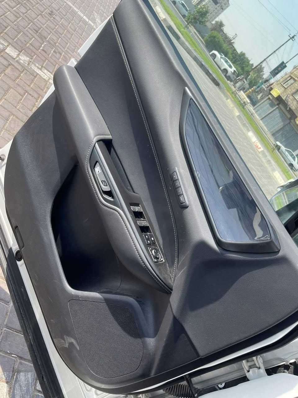 لكزز nx350hموديل ٢٤ ماشية ١٠ الف كيلو رقم بغداد قطعة وحدة بنيد للبيع الاتصال ***********

