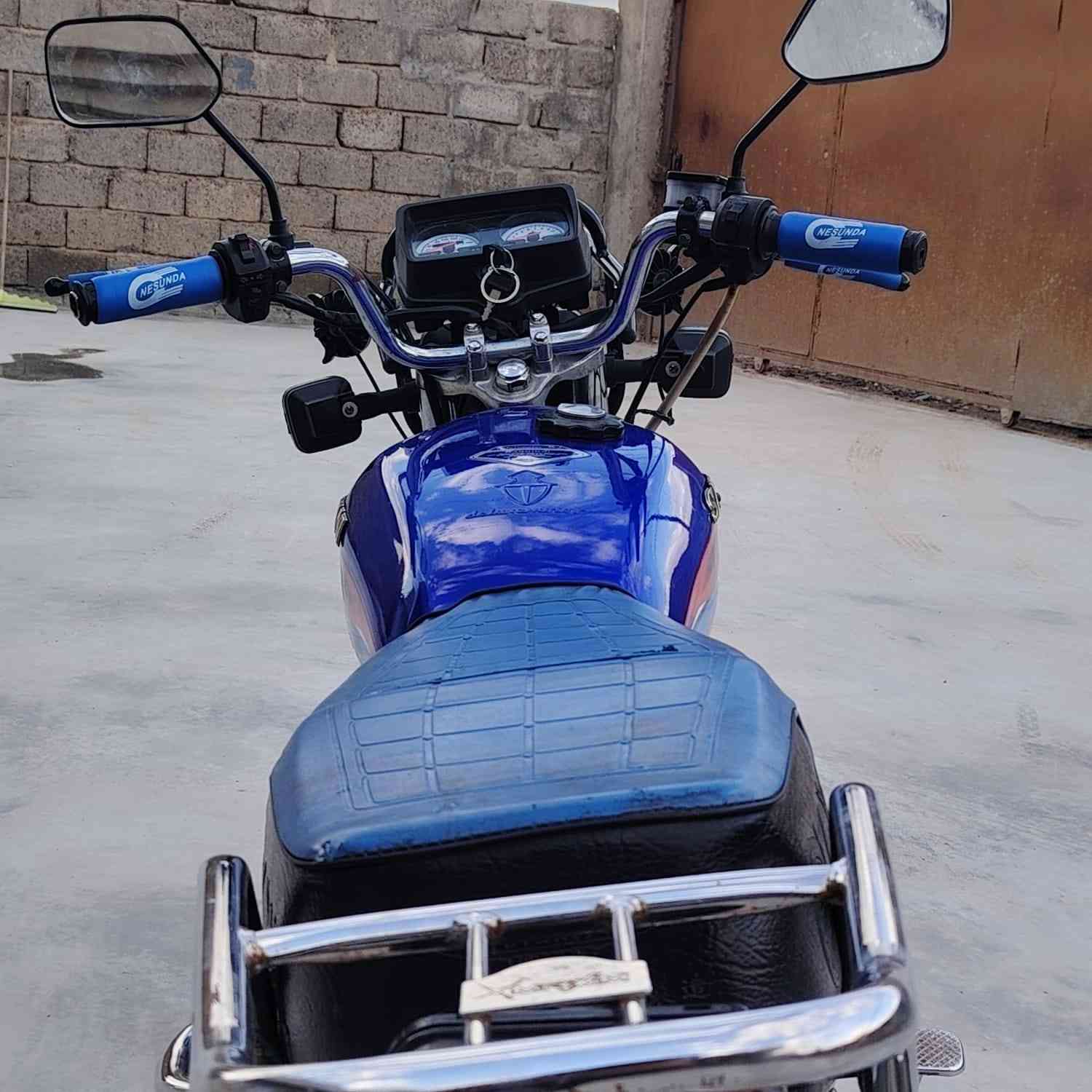 السلام عليكم موطور موديل 2025 شرط ما مفتوح منفيس موجود كهربائيات كلها شغاله مراوس بجهاز ايفون 13 او بيع مكاني كياره الجواعنه ***********
