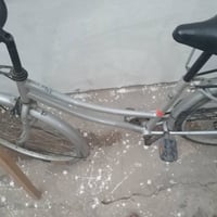 حجم ٢٦ • رصاصي • نضيف