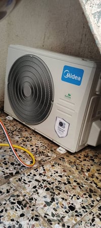 سبلت ميديا • ٢طن • مجمدة ١٢قدم