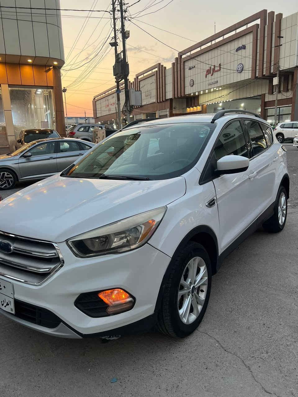 اسكيب ٢٠١٨ AWD
محرك ١٥ توربؤ فور ويل

مواصفات se

كشن هيتر
شاشة و كاميرا

بونيد مصبوغ بدون دواخل بدون ارباك

اثنين ماكن شوية تعديل بارد
محرك مفتوح بدون دخان و صرف بشرط

سعر ٩٨ و مجال
مكان اربيل
***********
