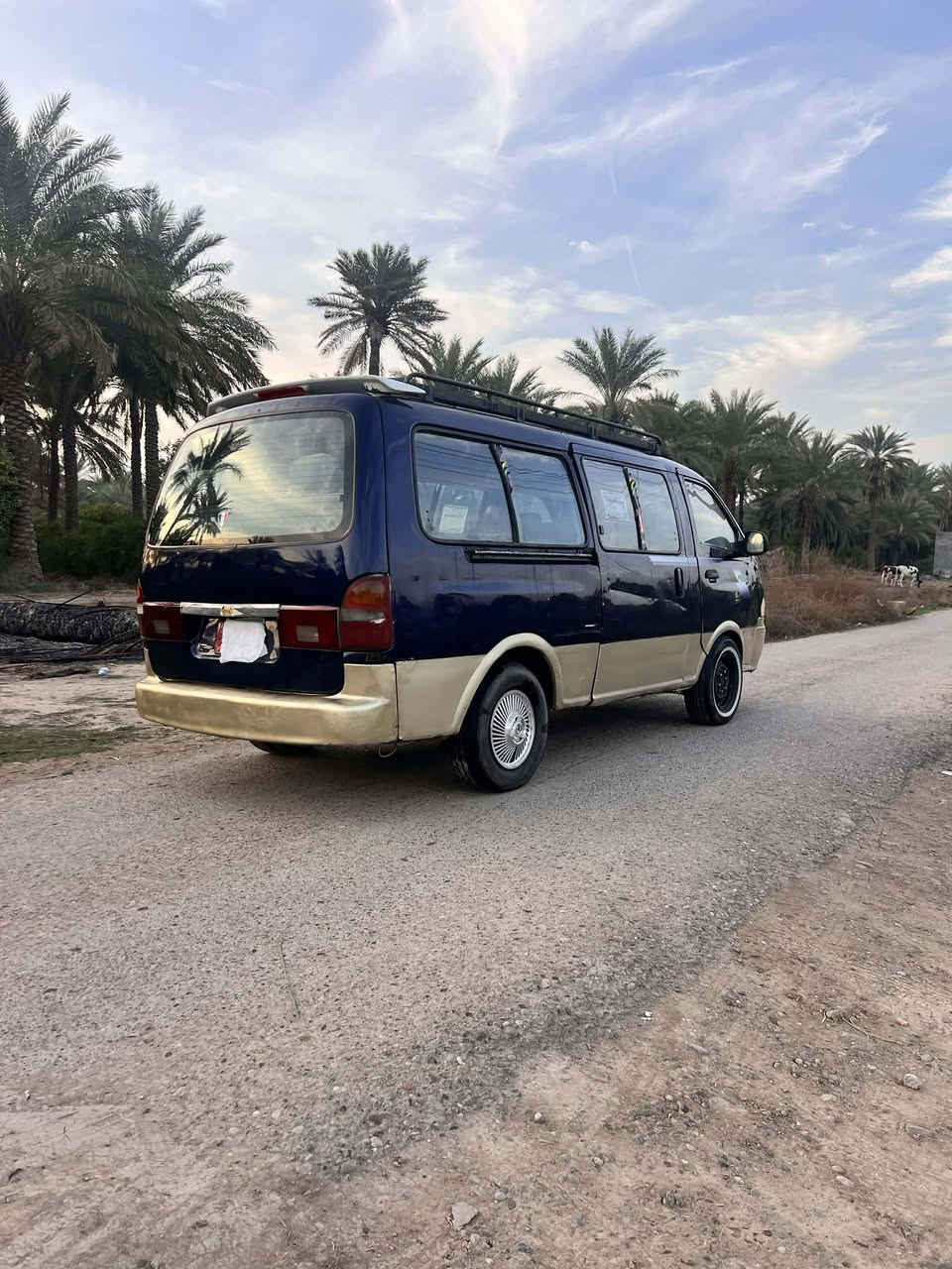 من رخصة الادمن المحترم  : 
       للبيع  :  كيا بريجو موديل 1997 رقم بغداد الماني سنويه لل 2028 محرك وكير خير من الله حداديه جيده اساسيات كلهه جيده * تريد ترتيبات بسيطه السعر 47 ورقه وبيهه مجال للشراي العنوان /الدوره / قرية البوعيثه /هاتف (***********) شرط التحويل  **
