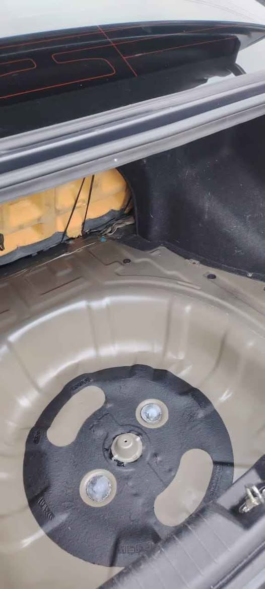 هوندا ئاڤانتي ره ش موديل 2010بيش وبشت كبس كير مه كينه شه رت ته قه ره قه نينه ***********سعر 52مجاله كي كيم اكر, نينوى
