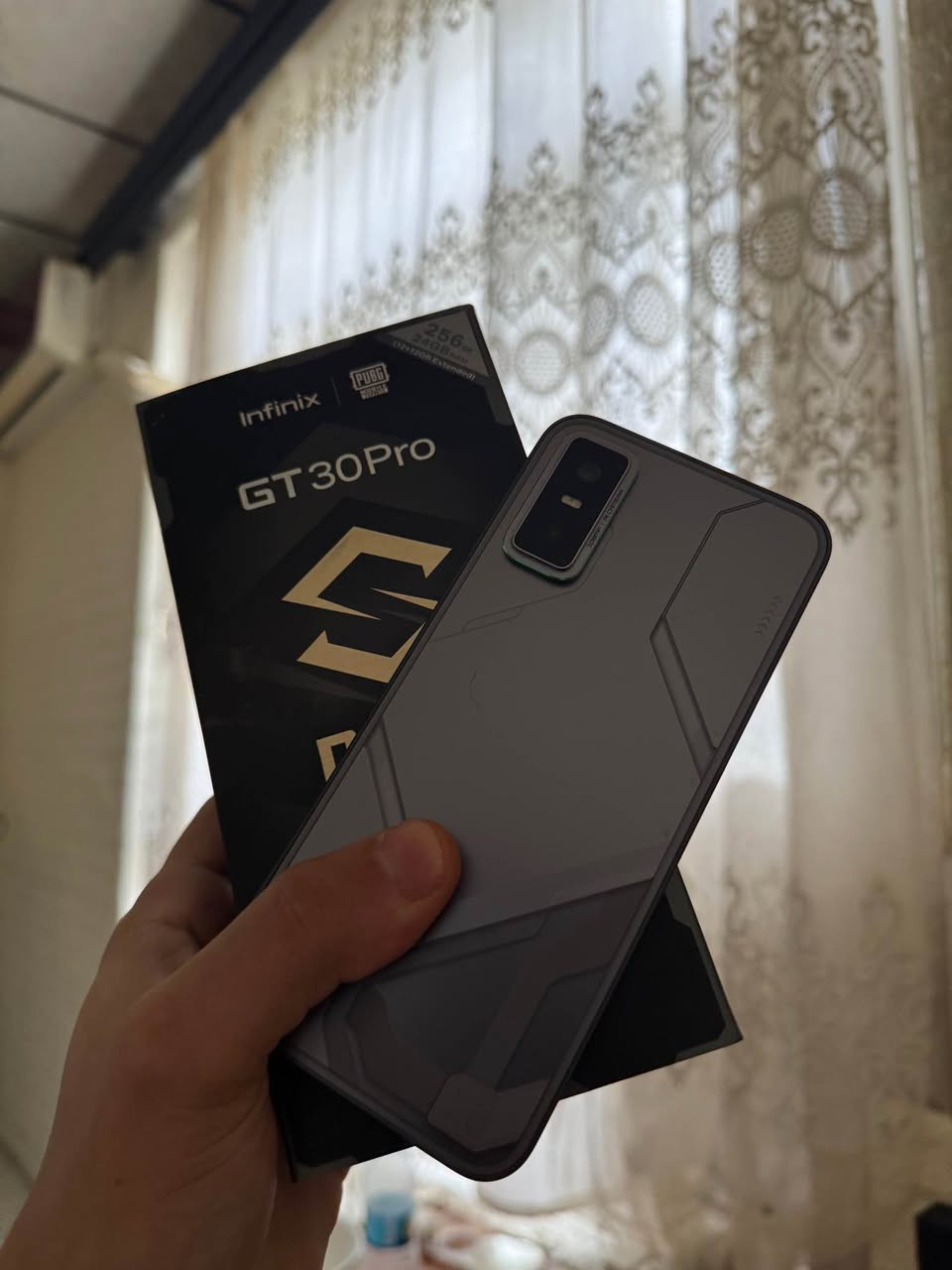 ئەڤ ئامێرە بۆ فرۆتنێ یە ب کۆندیشنەکێ نێزیک ل نوی، زۆر
ب کێمی هاتییە بکارئینان.
•پاقژی: %98 پاقژە (گەلەک یا پاقژە و بێ 
کێشەیە).

گرنتیا شەریکێ 
5 هەیڤ یێت ماین

• پێدڤیێن دگەل:

• شەحنا وێرێ یا شە ریکێ (Original Charger).
• هێدفونێن وێرێ یێن شە ریکێ (Original Headphones).

• بها: 225$ (دۆلار)

💡 بۆچی ئەڤ موبایلە یا باشە؟

ئەڤ مۆدێلە ب تایبەتی بۆ وان کەسان یا ب ناوبانگە یێن حەز ل یارییان (Gaming) دکەن، چونکی دیزاینەکێ جیاواز و هێزەکا باش یا هەی. زاخو, دهوك


**إذا كنت صاحب هذا الإعلان وتريد حذفه لأي سبب، رجاءا أرسل رسالة إلى الدعم الفني**