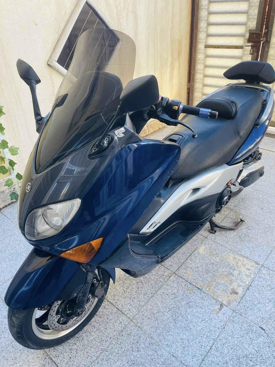 سلام عليكم
2008 سكيورتي 

 مكاني حله 

   

***********.  

مكينه ما ملعوب بيه 

سعر 20 وبيه مجال للشراي
