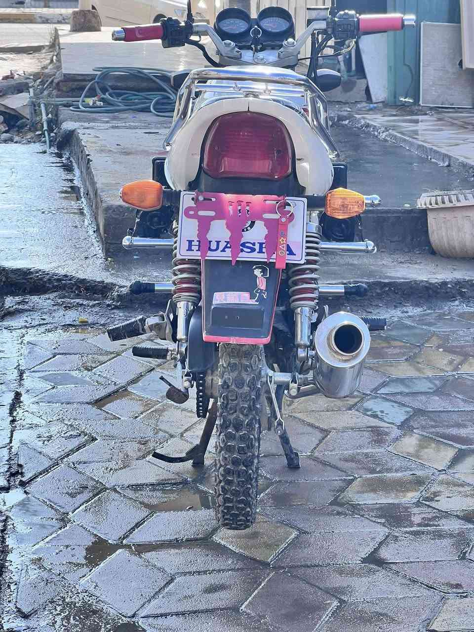 السلام عليكم دراجه للبيع موديل 23 بعده عل وضع الشركه متحتاج كلشي كامله ومكمله وصلت850 الي عنده زود يسولف تواصل خاص او رقم***********
