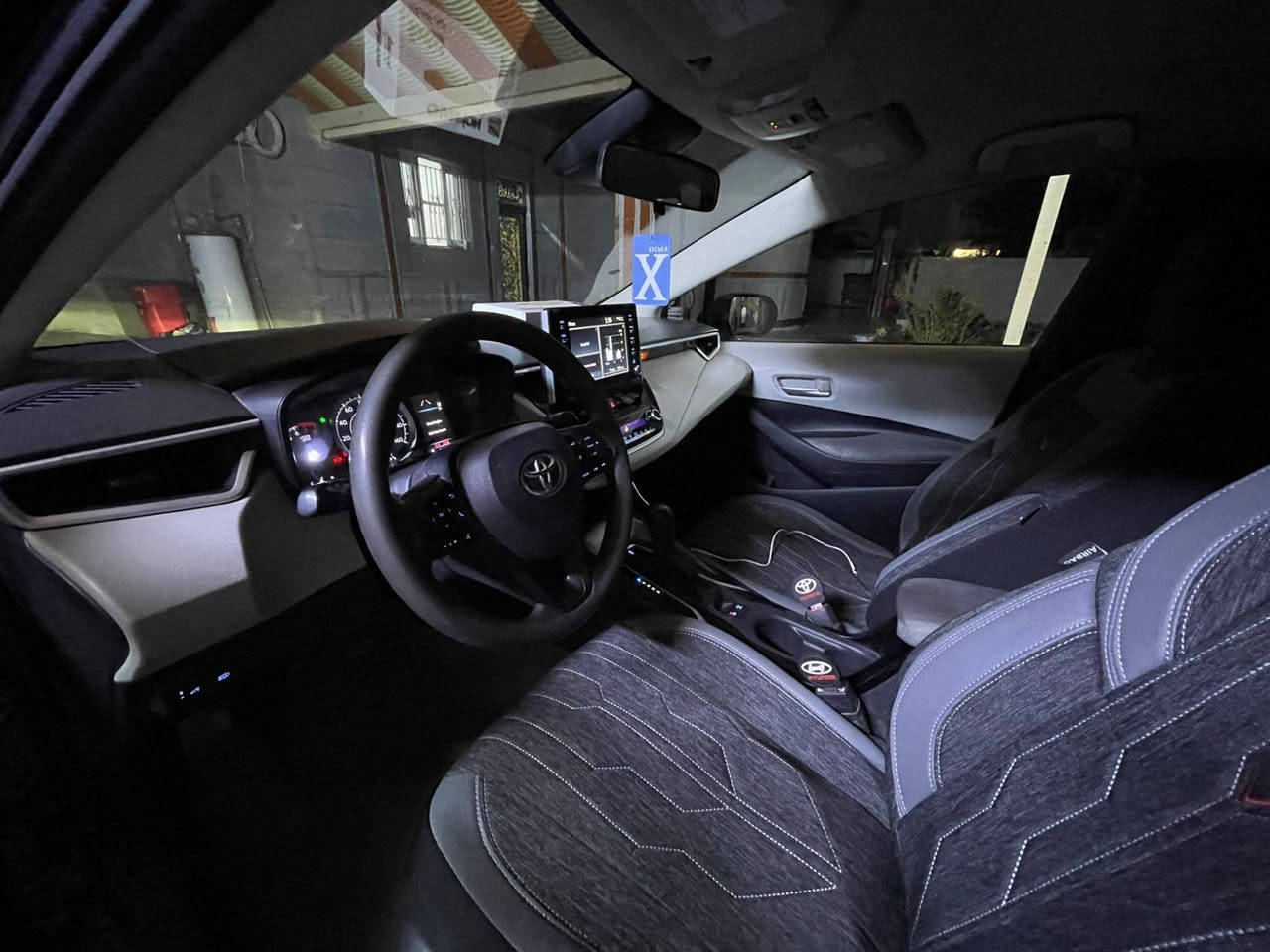 كورلا le موديل 2020 وارد امريكي الضرر موضح بالسونار .السعر 135
رقم اربيل 
مكان السياره الانبار . الرقم ***********
