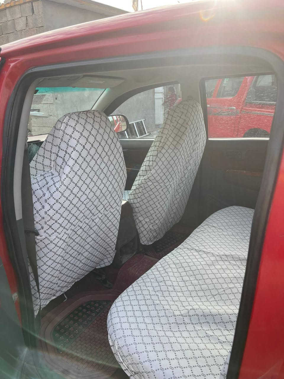 السلام عليكم للبيع 2015او تماتيك رقم ميسان سياره بيه تبديل جاملغ معا صبق ب الحوض مئشر عليه ب صوره والباقي كفاله عامه سياره مكينه ماتنقص جديده تبريد العنوان بصره قضاء الدير
السعر 158 /***********
