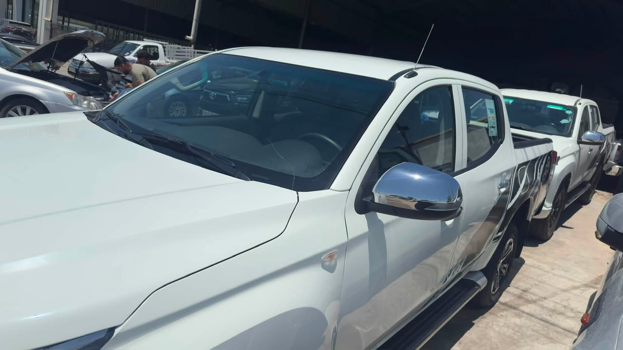 سلام عليكم اخوان للبيع بيكم متسيوبوشي L200 (قذافي) موديل ٢٠٢٢ كفاله عامه ماشيه ٧٠ الف السعر ١٨٥ و بي مجال المكان كركوك شارع المعارض كدام البيع المباشر معرض فوأد عيدان تفاصيل اكثر ***********.  ***********
