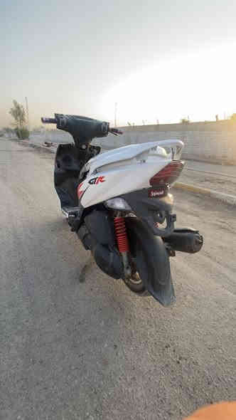 سلام عليكم دراجة GTR  2013 للبيع دراجة جديدة ونضيفة كفرات بلادية مكينة مكفولة وناعمة . تايرات كهربائيات دوشمة بريكات سلف نوزل فيت بم كلة جديد لايت زنون شلعة معدل فول نكرة سلف الدراجة كاملة مكملة
اكفلها من السرقة او غير شيء 
مكاني بغداد الشعلة جكوك سعرها 750 وبيها مجال للشراي متواجد خاص و*********** غير متواجد واتس آب
