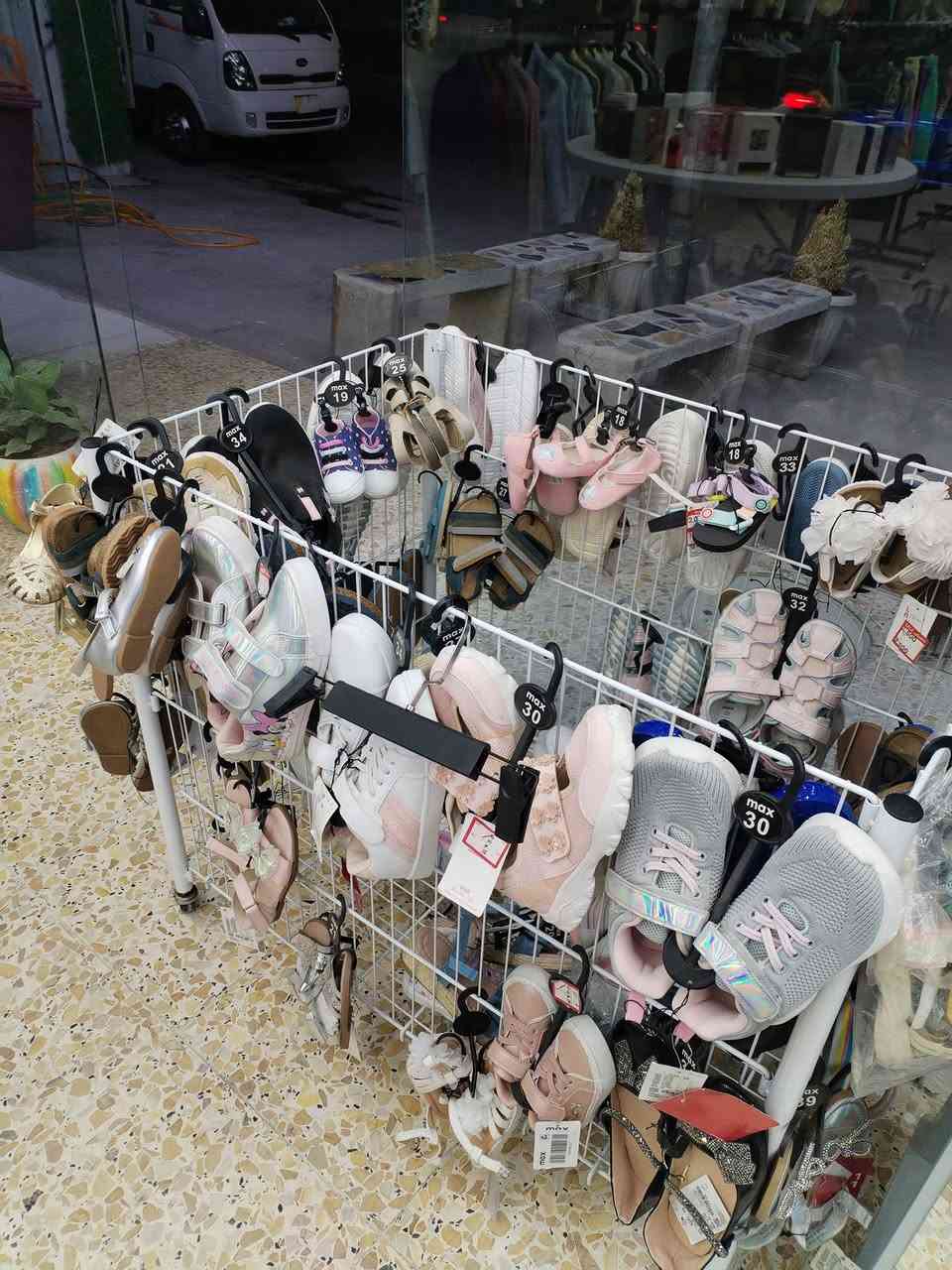 مجمع العذاري مدوخ و تحتار وبأنسب الاسعار يابه عروض نار 🔥🔥🔥🔥🔥حذاء العادي ب 10 الف الماكس ب15 الف بنطرون كابوي ب10 الف تيشير بجامة قميص ب 5 الف يااا بلاششش شيي انن💯💯💯💯 متوفر جواريب ماكس الزوج ب 750 دينار متوفر عطورر بديل الاصلي خمرة بصمة خاص و سوفاج يوني يارا 360 الاسعارر خيال موقعناا 📍📍بغداد جميلة شارع الركن الابيض مقابيل مدرسة حور العين


**إذا كنت صاحب هذا الإعلان وتريد حذفه لأي سبب، رجاءا أرسل رسالة إلى الدعم الفني**