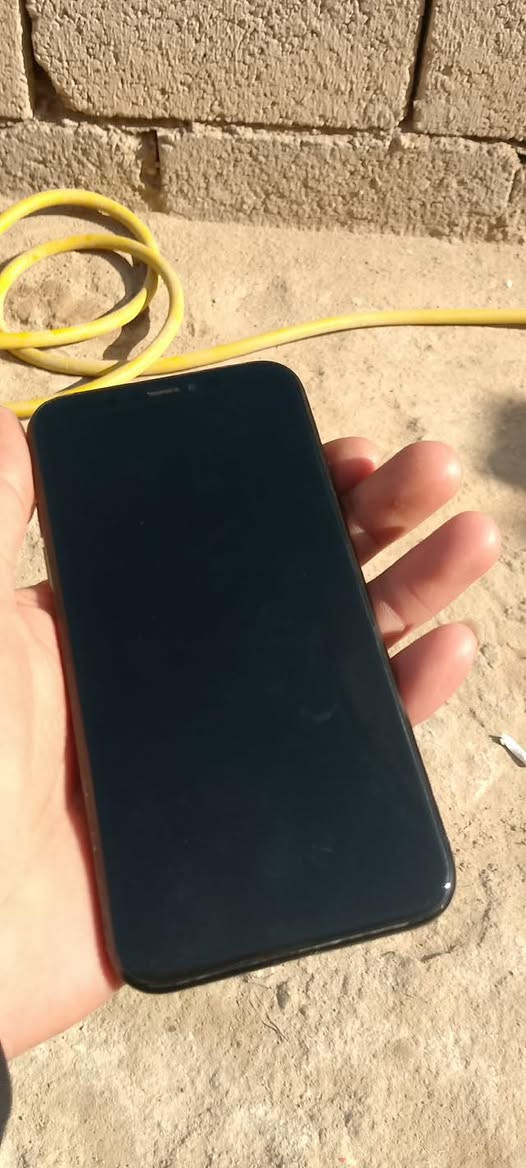 السلام عليكم ايفون اكس ار للبيع ذاكره 128 بطاريه 77 مكفول وين ما تريد افحص نموذج Mالسعر 210وبي مجال ‭0783 486 4528‬
