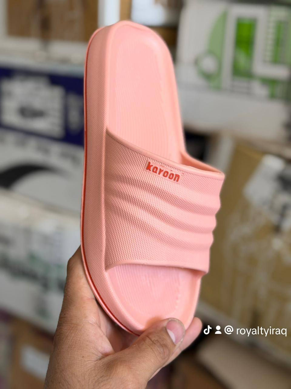 {إِنَّ هَٰذَا لَرِزْقُنَا مَا لَهُ مِن نَّفَادٍ}
للتواصل على وتساب
***********
سافت نسائي طبي 
سعر الزوج 1750 
سعر الكارتون 42 الف 
تعبئة الكارتون 24 زوج
القياسات 37-41
