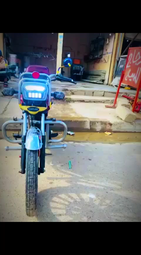 السلامة عليكم موطور البيع سونك موديل 2024نضيف حيل وبرقي واحد متحط علي محرك 200 وراقه بي مكانه الكرمه السعر 750وبي مجال رقم بي وتساب((***********))
