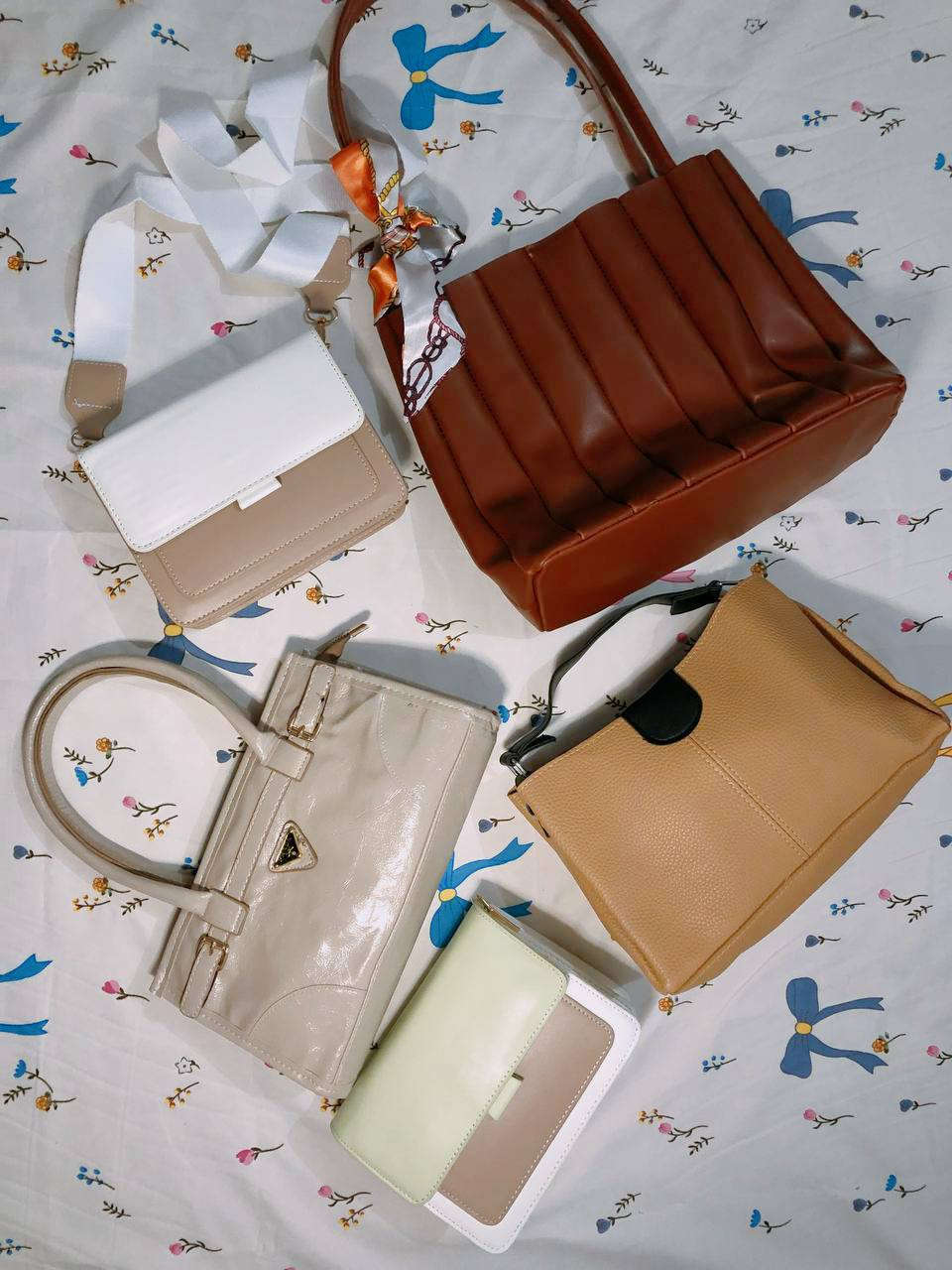 يلا بنات تخفيض اخر قطع تجنن لحگوو عليهن 
موجود توصيل ٣ الاف لكل المحافظات


**إذا كنت صاحب هذا الإعلان وتريد حذفه لأي سبب، رجاءا أرسل رسالة إلى الدعم الفني**