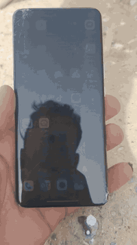 السلام عليكم جهاز الترا 11مي جهاز راقي اي عيب مابي غير هذا الفطر الي بل شاشه وكع من ايدي ذاكره 256رام 16يشغل 90فريم ببجي قفل 350للستفسار اكثر و التواصل واتساب ***********
