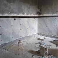 خلفه سيراميك • معلم سيراميك • ترميم حمامات • تركيب سيراميك • ديكور سير...