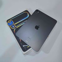 آيباد ١١ برو • شاشة عاطلة • بطارية ٩٠