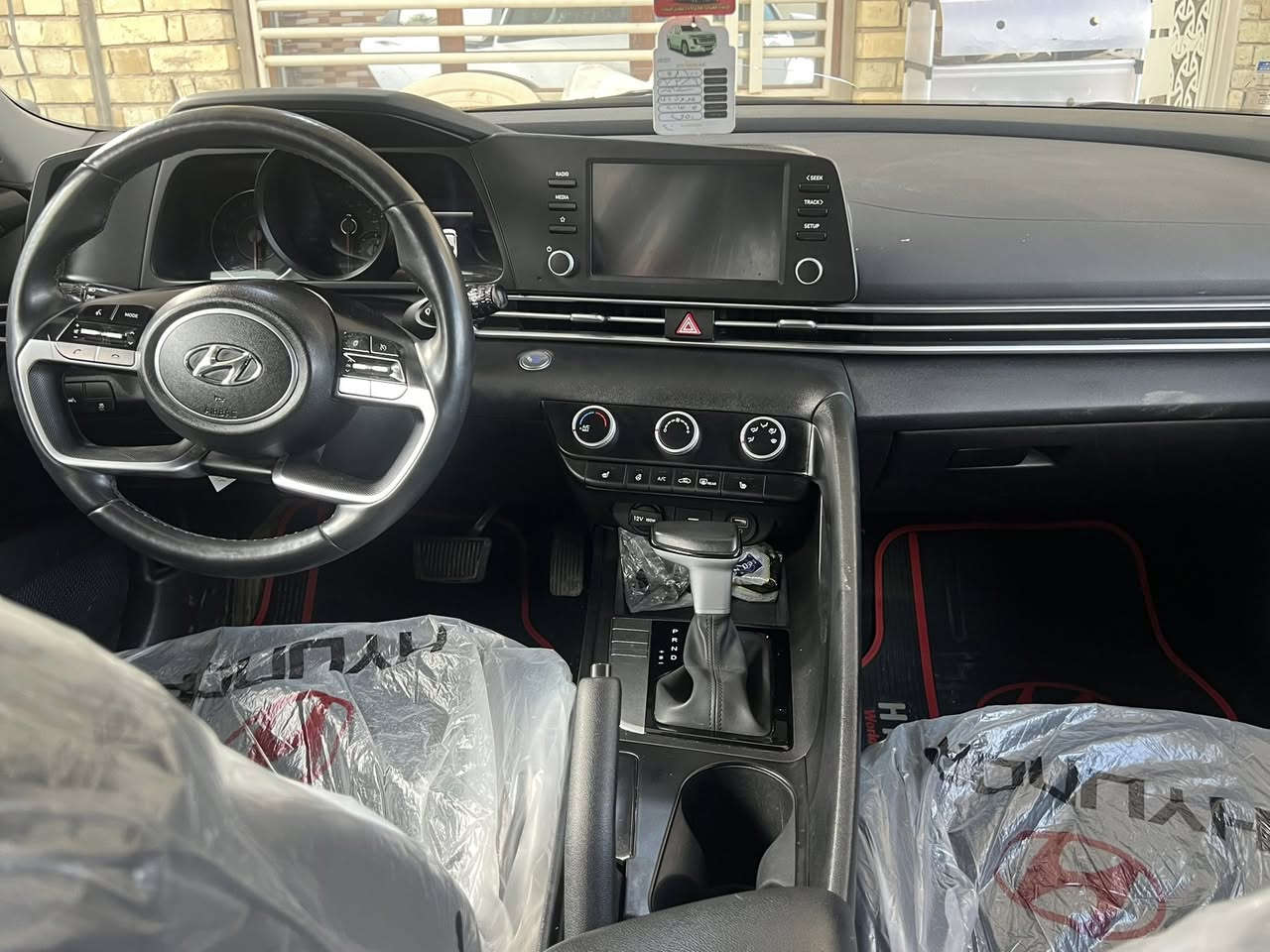 السلام عليكم النترا 2023 وارد أمريكي السياره فول عدا الفتحه ماشيه 60 ألف كيلو  السعر165 وبيه مجال عنواني كربلاء    ‭0770 871 9297‬
