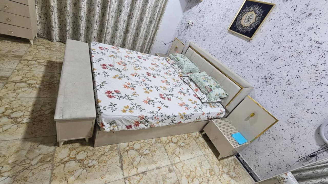 غرفة نوم للبيع اي ضرر مابيها جديده بعدها 750 وبيها مجال بسيط المكان الدورة الشراي خاص


**إذا كنت صاحب هذا الإعلان وتريد حذفه لأي سبب، رجاءا أرسل رسالة إلى الدعم الفني**