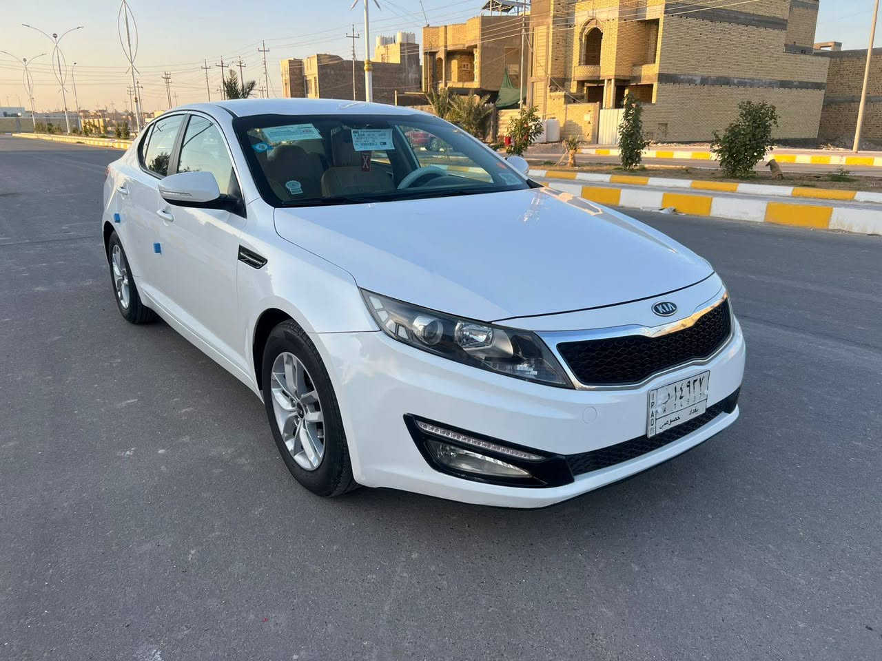 السلام عليكم 
كيا اوبتيما 2014 خليجي رقم بغداد تحويل باسمي 
مكفوله كفاله عامه ضربه وصبغ وتبديل وفتح موصفات الشركة الدولية محرك 2000 دوش مامفتوح سيارة جديدة كارتون تراي زيروو شرط 
السعر 148 وبيها مجال الشراي يتصل وبلخدمه *********** مكان السيارة ناصريه مركز
