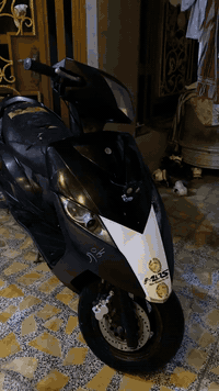 السلام عليكم دراجك ثعلب 140 للبيع 
الدراجة خير من الله مكينتها
بس عوزهة ترتيبات 
الدراجة كابريتر ضعيف تجاري بيهة 
الدراجة سلف هندر شغالة كهربائيات شغالة 
التناسبة ياخذهة ول ما تناسبهة لا يعلق رجآ ♥️
السعر 350 
المكان الحسينية الراشدية
رقمي ***********
اذا اكو مراوس حسب القناعة
