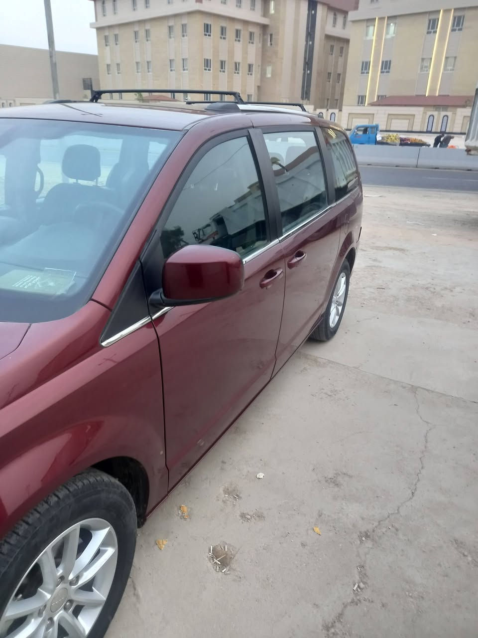 السلام عليكم للبيع دوج كرفان موديل 20 حادثهة جاملغ وبنيد ابوب وصندوك كهرباء منظومت غاز 80لتر تخم تاير محرك كير حدادية خير من الله تدفئة تبريد محرك 3600 رقم كربلاء دولي السعر 175 وبيهة مجال او امراوس حسب القناعة 
مكاني كربلاء الحسينية للإستفسار ***********
