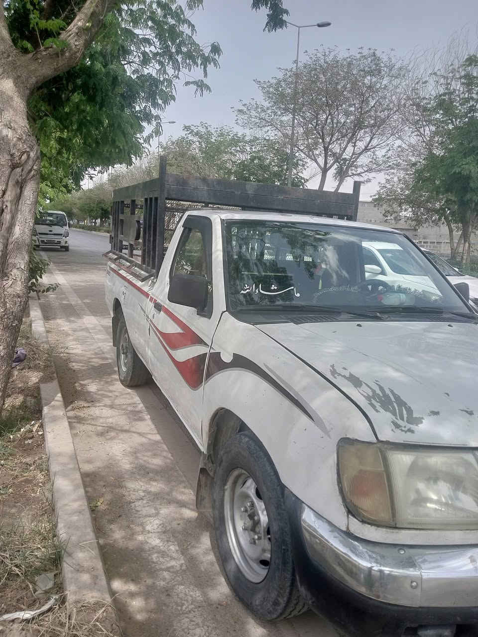 سڵاو هاوڕێییان ئە م نیسانە مان هە یە بۆ فرۆشتن 2001 سە نە وی لە گە ڵدایە بە ڵام خاوە نی دییار نییە من بە شە رتی علوج دە ی فرۆشم هیچی نییە بە شە رتی گێڕو مە کینە و ئە کسل دە ی فرۆشم هە تابڵیی سە ییارە یە کی توندوتۆڵە و بێ تە قە و ڕە قە یە لە دە ربە ندیخانم برام هە رکە سیک ویستی لە خزمە تیدام6 ***********
