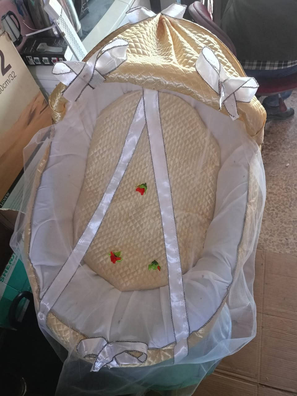 معمل نجارة البيت السعيد
كركوت  _1_  قطعة 10.000 مع التوصيل داخل الموصل خلال 37 ساعه
كركوت من  أجود انواع البلاستك 
+ مغلف أسفنج  من الداخل
+يوجد 7 الوان مختلفة
+ يوجد جملة الى  المحلات والنقل  مجاني داخل  الموصل 
***********
