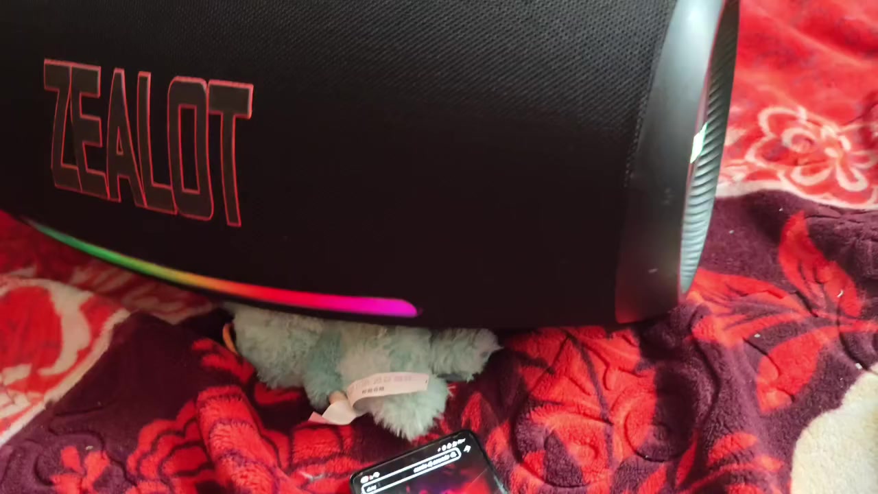 زيلوت اس89 سبيكر كلش نضيف 250واط مراوس بسبسكر او سماعه جيبي ال متنزل جوه ال200واط وهم شي اكو توصيل بغداد الحسينيه


**إذا كنت صاحب هذا الإعلان وتريد حذفه لأي سبب، رجاءا أرسل رسالة إلى الدعم الفني**