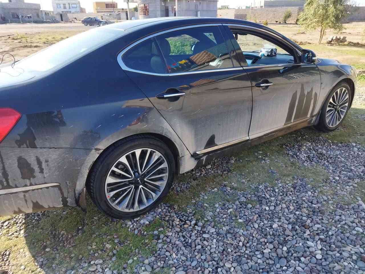 السلام عليكم كيه كادنزا موديل 12 رقم اربيل دولي  تحويل شرط سنويه 30 عليها غرامات علي الغرامات كشنات كهرب تبريد بل كشانه مري شفط السياره بيها مواصفات هواي تايرات 4جديد صدر امامي خلفي جديد محرك كير شرط مال كصه لايت زنون سقف بونراما بيع ومراوس دين مابيع  السياره كلين بدون صبق ولا حادث   السعر 130وبيها مجال ***********////***********
