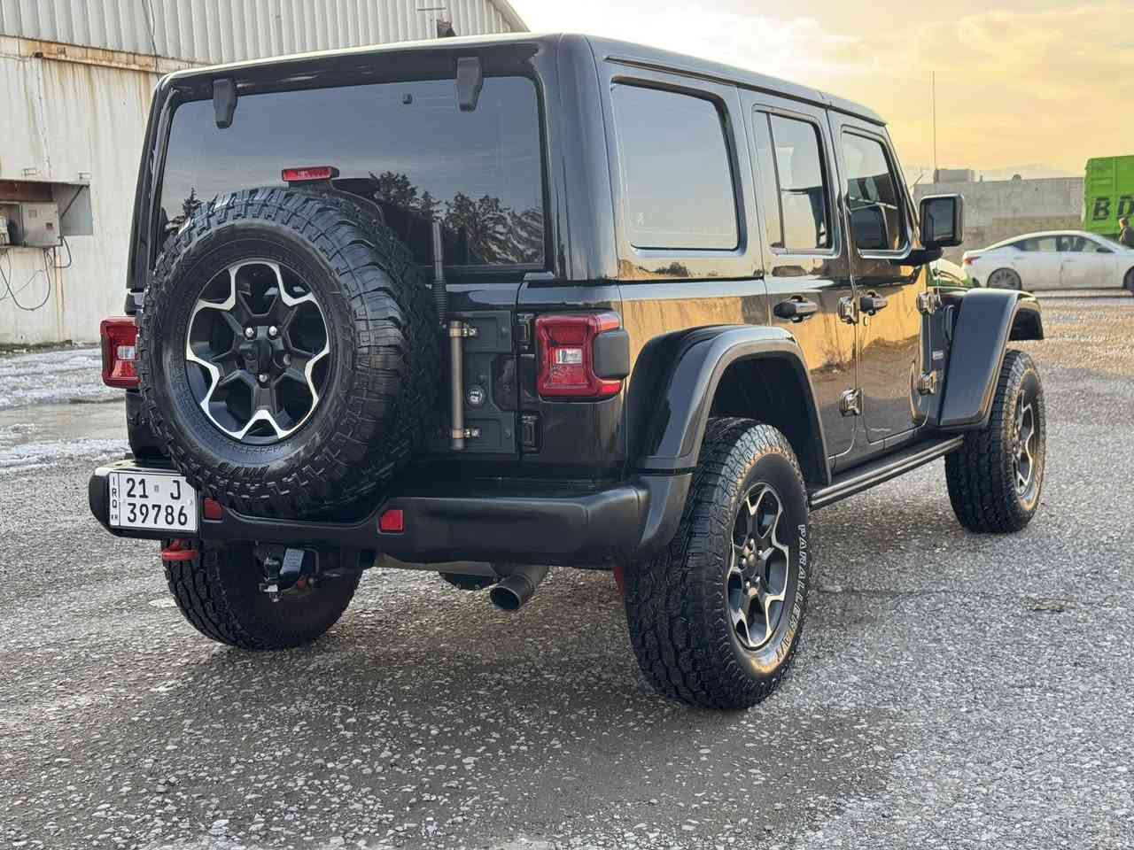 Jeep warangler
Modil 2020
Robikon 
مواسەفات دەبڵ ئەکسل و مەکینە جواربستن تۆربۆ. جوار جام کارەبای. بەسمەو شەغال و. کوشن هیتەرو. سوکان هیتەرو. کوشن جلت و قوفڵی ئەکسل و شاشەو کامیرەو حاسەو. لایت لید زینۆن و. چوارتایەی. تازە سەنەوی تازە تەنها 50 هەزار ڕۆشتوە. کتابی جام ڕەشی. بۆکراوە. تەنها پەلەیەک بۆیاخی. هەیە بئ ناوگرتن بئ ئیرباک. رەقەمی شەنسیم داناوە
شوین سلئمانی
سیعر ٢٣٨
***********
