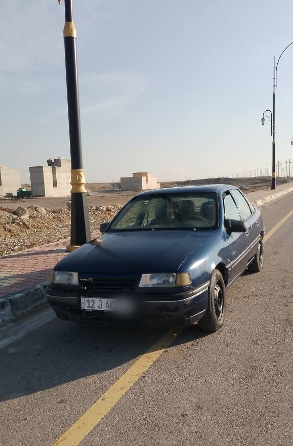 سيارة فكترة حجم 18 سنوية 
جديدة ورقم جديد وهزة هم جديدة 
رقم صاحبها اني مكلف بل نشر   ***********  .
