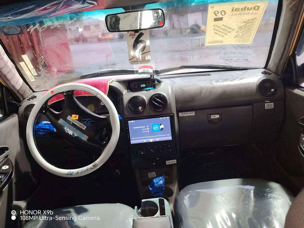 السلام عليكم سايبه موديل 2012 رقم اجنبي سنويه بأسمي لل2031
هيئه وغرامات صفر كابون بانزين بيها مصبوغه حزام جماليه  طخم تواير وايرمنيه كلها جديده شاشه ودشبول نفخ
جامات كهرب شواصيها انضاف سعرها 30وبيها مجال للطيبين 
 للاستفسار ***********
***********
