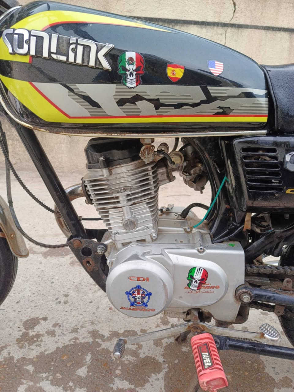 للبيع نامة برو 

اوراق مكاتبة

دراجة نضيفة  تجي تشوف بعينك كاملة مابيهة نقص تاخذهة منا و ماتصرف عليهة ربع كلشي بلادي ما مبدل

دراجة صوتهة ناعم مكفولة من السرقة و الحوادث 

كهربائيات كلها شغالة درجة اولة

السعر 425و بيهة مجال 

المكان صلاح الدين قضاء الضلوعيه الناحية

للاستفسار
***********
