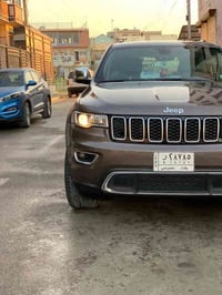 بسم الله الرحمن الرحيم   جيب كراند شيروكي لمتدد فول  مواصفات وارد امري...