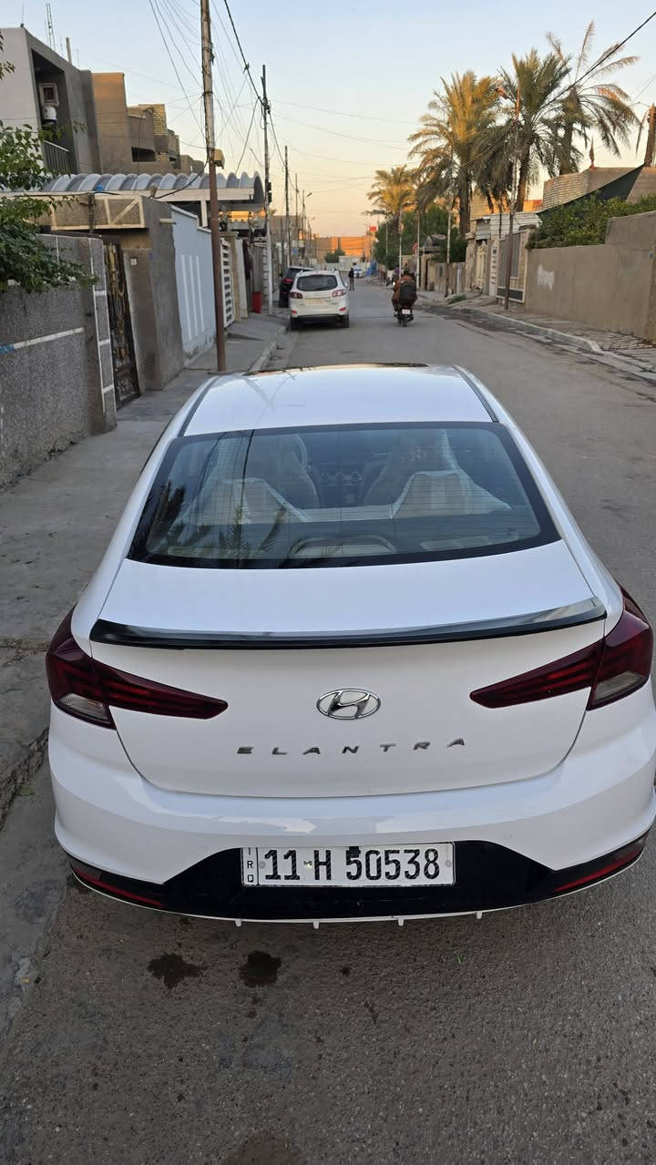 النترا 2020 خليجي
السعر 155ورقة وبيها مجال بسيط
ماشيه 150 الف كيلومتر
مكان السيارة 
بغداد /الكمالية
محرك 2.0 دوش
كير at
بصمة
شاشة
كامرة
مرايات كهربائية 
جنطة ذكية 
حساسات
سلايد روڤ
داخل جلد
وهواي مواصفات بعد
الاضرار
1/تبديل الباب بصف السايق نفس الليبل 
جان مفتوح ونضرب اتأذه بس البرواز والقديم هم موجود 
2/الدعاميات مصبوغات 
3/الجاملغ الايمن بي اصبعين بارد
4/القماره انضربت طلقه تايها بس ما مخترقه
السيارة بأسمي وتحويل مباشر
***********
