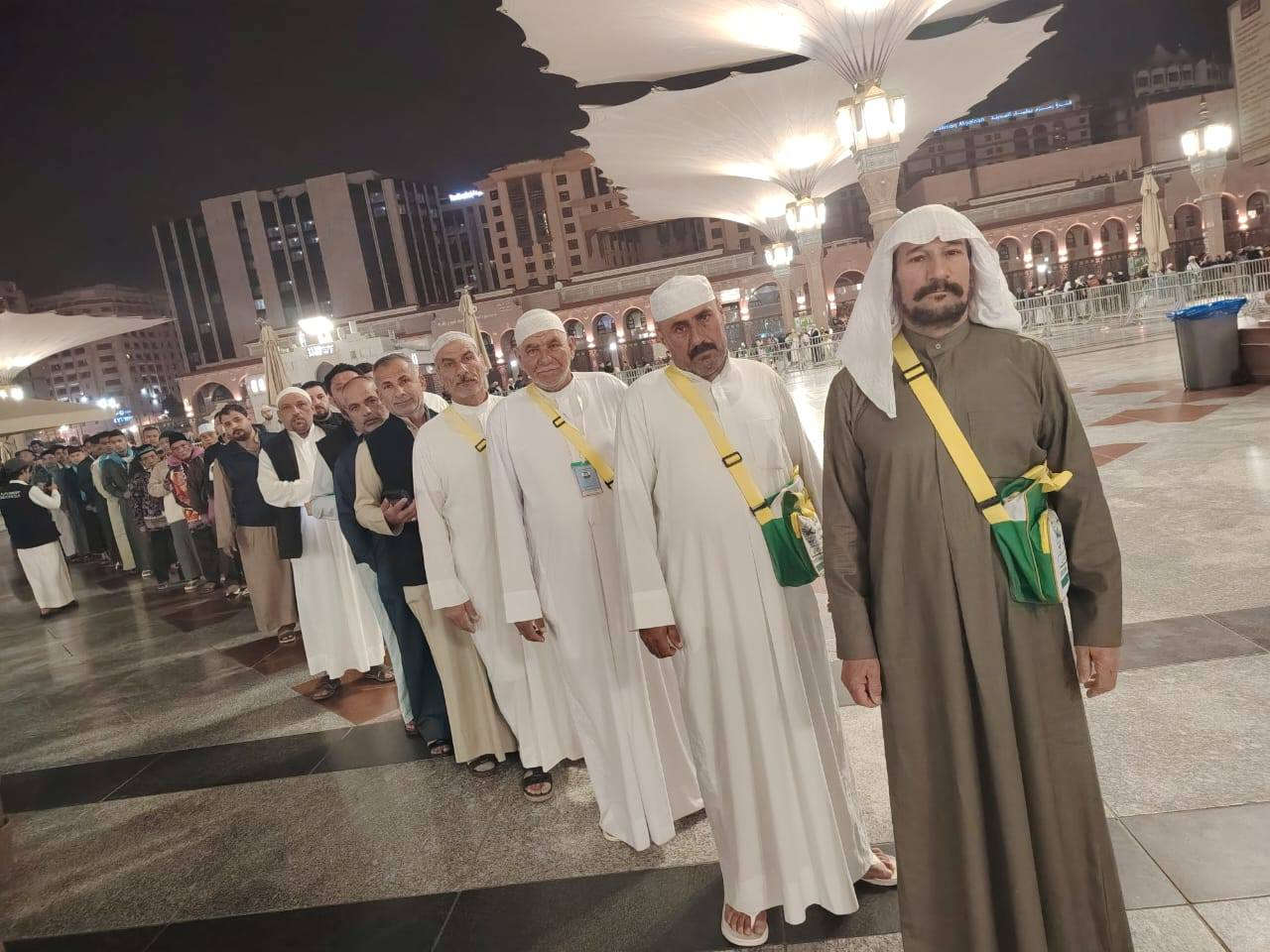 #إعــــــــلان_عمرة_شهر_شــــــــــــوال_العمره_الأخيره_لهذا_الموسم✈️✈️
(تنــــــــويه📢). لاتغريكم الأسعار الرخيصه والشركات الغير مرخصه رسمياً فهي على حساب خدماتكم.
من حيث السكن والأكل والأرشاد الديني. 
فنحن وبفضل الله نجحنا بكل رحلاتنا السابقه بشهادة الجميع. من ارشاد ديني مختص بمناسك العمره.
 والسكن في فنادق ممتازه 
وكذالك الأطعام المميز ومحلي وليس مواد مجمده اومستورده بأيادي عراقيه حصراً.
#برنامج_الرحله بعد عيد الفطر المبارك
  نعلن لكم عن برنامج عمرة شهر #شــــــوال بالنقد والتقسيط المريح 100الف شهرياً
برنامج كامل من السماوه الى السماوه مع كافة الخدمات ثلاث وجبات طعام
احرام رجالي وچادر صلاة نسائي 
جنطة كتف وباج تعريفي. 
آخر يوم لأستلام الجوازات يوم 10في شهر رمضان  
للحجز والاستفسار الاتصال على الأرقام ⬇️⬇️
*********** 
*********** 
***********
يرافق الحمله كادر متمرس مع ارشاد ديني مختص بالحج والعمره.
