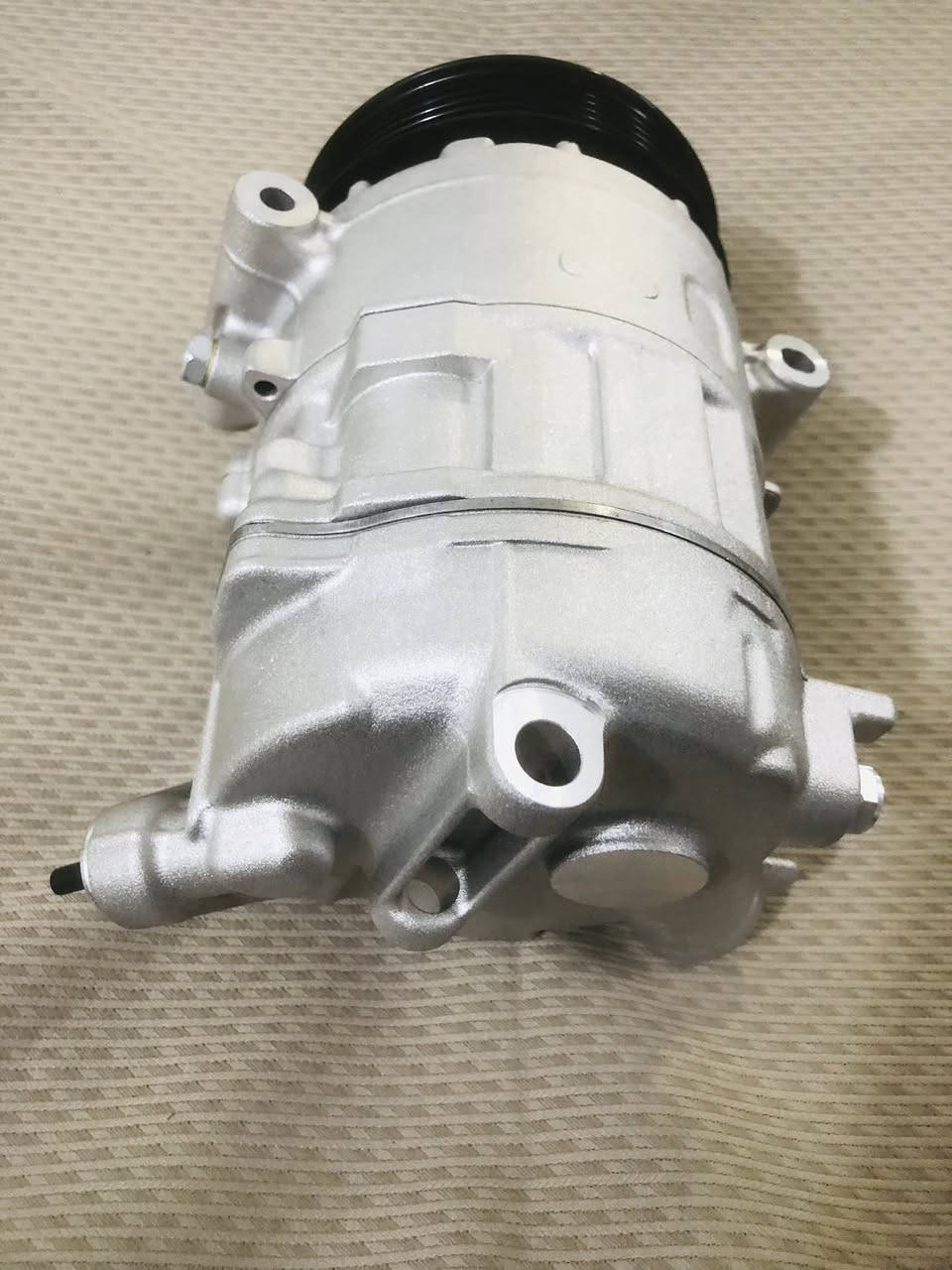 السلام عليكم .. كمبريسر تبريد مال سيارات وزنه تقريباً 7كيلو اليفيده ينطينه بي سعر


**إذا كنت صاحب هذا الإعلان وتريد حذفه لأي سبب، رجاءا أرسل رسالة إلى الدعم الفني**