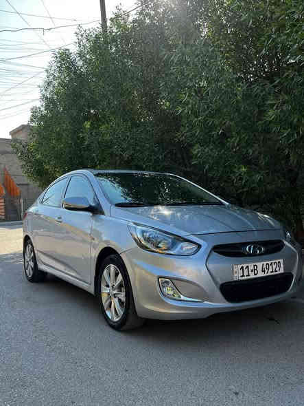 السلام عليكم 
للبيع فقط 
اكسنت 2012 خليجي 
1600 فول مواصفات 
بدون صبغ 
صار عندي ظرر امامي وبدلت جاملغ وبنيد 
اكو بلداخل صار تصليح بارد 
ومطاك ايرباك ابدااا
السيارة بأسمي صارلها سنة ونص عندي 
شاشة وتحكمات وكامرة وفتحة وبلوجكتر 
وحساسات خلفية وخمسة ويل كب 
السيارة جاهزة مابيها نقص 
سعر88 مجال بسيط كلش 
مكاني بغداد حي التراث
***********
