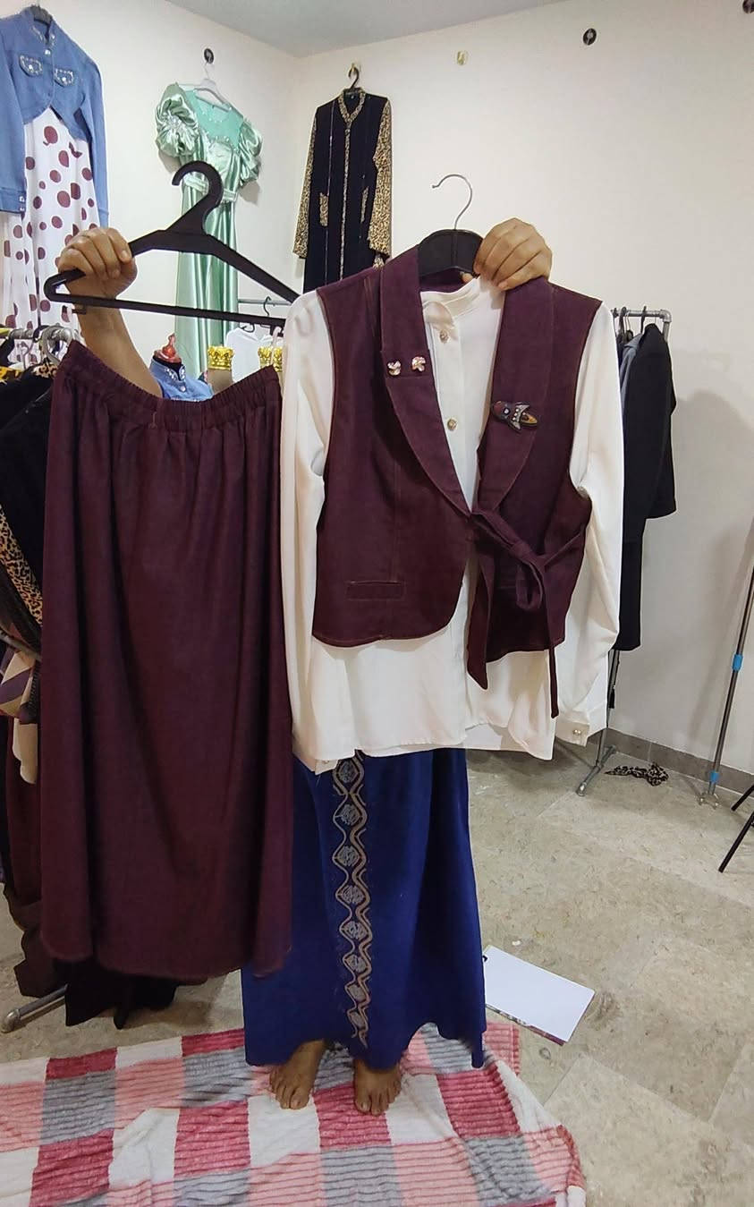 السلام عليكم ورحمة الله وبركاته اخوات اخوان اني عندي بيج وملابس صناعة تركيه اغلبها باركود اريداصفيها لكن أسعارها من ١٥ إلى ٢٥ كله جديد القطع تنباع بره ب ٥٠ وب ٦٠ اريد ابيعها شلعه وحده لانه اريد اسافر خلال هاي الأسبوعين التريدهم تأخذهم على الفحص ✔️


**إذا كنت صاحب هذا الإعلان وتريد حذفه لأي سبب، رجاءا أرسل رسالة إلى الدعم الفني**