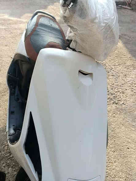 السلام عليكم
دراجة فراشه للبيع
الدراجه خير من الله
ونضافه مثل ماشوف عينك
كهربائيات مخلي بيها لايت ونشرات فقط
معدل وشلعه قويه وتجي تفحص بيدك 
للبيع او مراوس بدراجه گير
السعر 200 وبيها مجال 
المكان ناصريه (الغراف)
للتواصل عبر الصفحه او ***********
