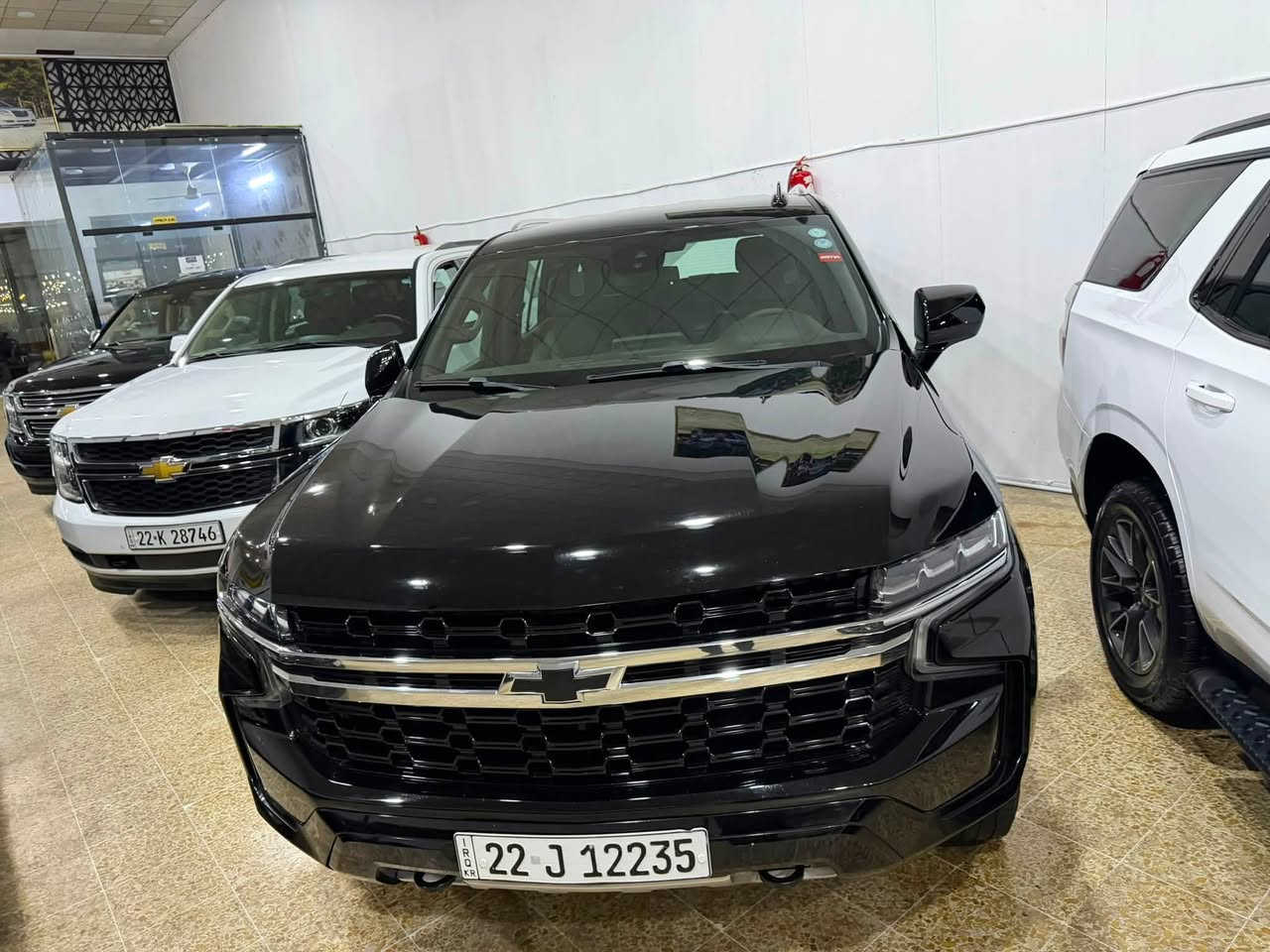 السلام عليكم للبيع او المراوس تاهو 2023 LS وكالة المنصور خليجيه رقم اربيل بسمي هزه جديد تشغيل عن بعد وخمس بصمات سياره كفاله من بارد بيهه  بل جاملق الخلفي شبر صبغ مابيهه برقي مفتوح كله ع بلادالمحرك والكير 
شرط مافتوح برقي مكان سيارة اربيل رقم الهاتف ***********السعر 435$
