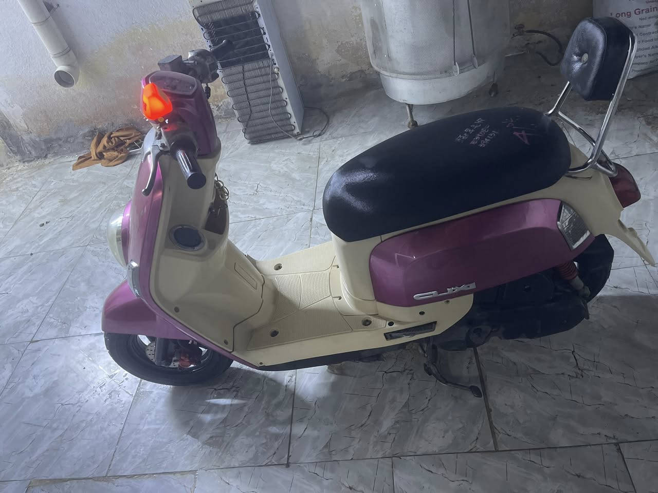 دراجة ماكس بوليسي رمبه صار شهرين مطلعها حاوية كفراتها الاصليات موجودات وصلها موجود كفاله كلشي بيها للأستفسار خاص 
وهذه رقمي ***********
