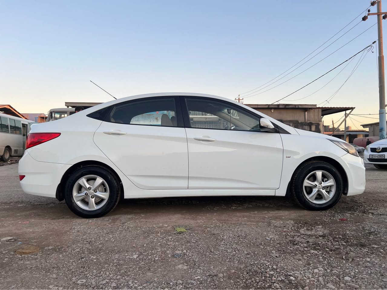 هونداي اكسنت ٢٠١٢  مواسهفات جام كارةبا ايكو پينج باليف  مةكينة ١٦ سةيارةكة تا بلي جوان ريك و پيكة گير مةكينةي بةشةرت نةكراوةتةوة  تةنها دوو جيگاي بجوكي ساردةكوتة  ما باقي هةمووي بةشةرت  بةناو كردني بةشةرت سةنةوي مانگي ٩ بةسةر دةچيت ***********. *********** أربيل, العراق
